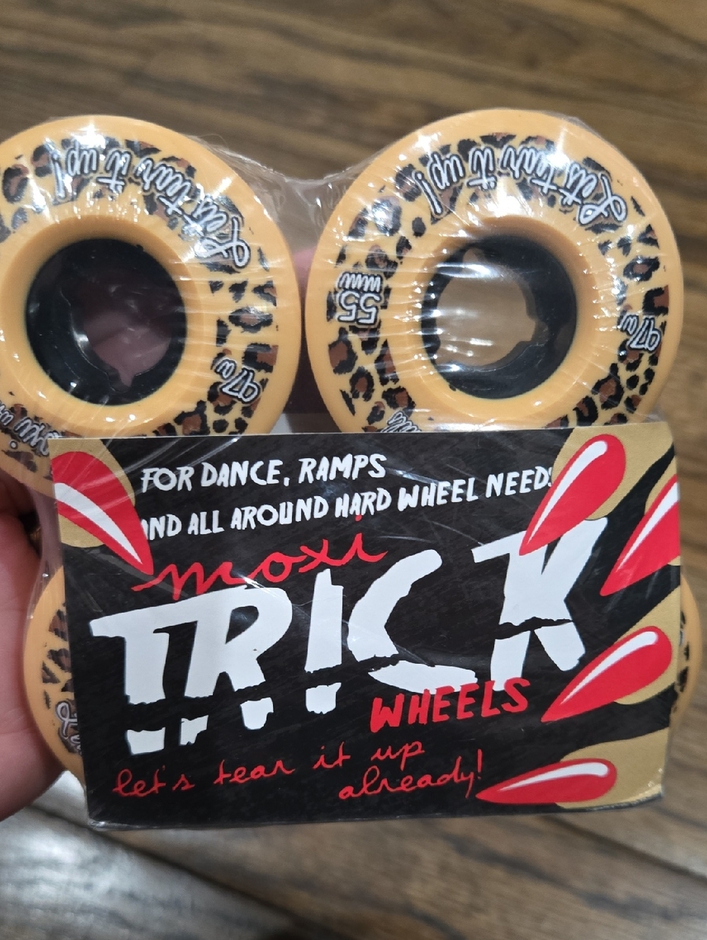 Moxi trick wheels in leopard 55mm New - Picture 2 of 4